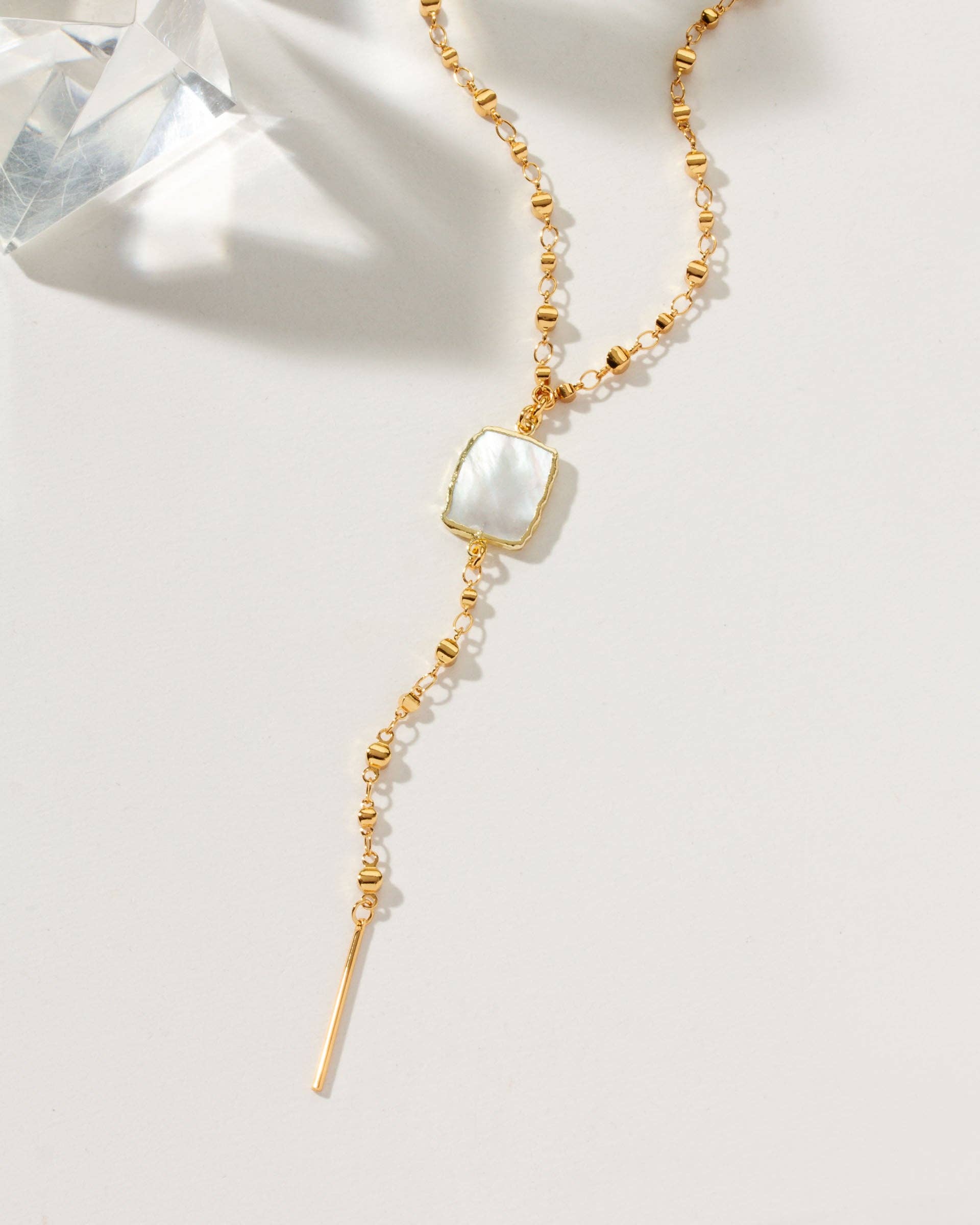 Eterno Amore Gemma Lariat Necklace - Mother of Pearl
