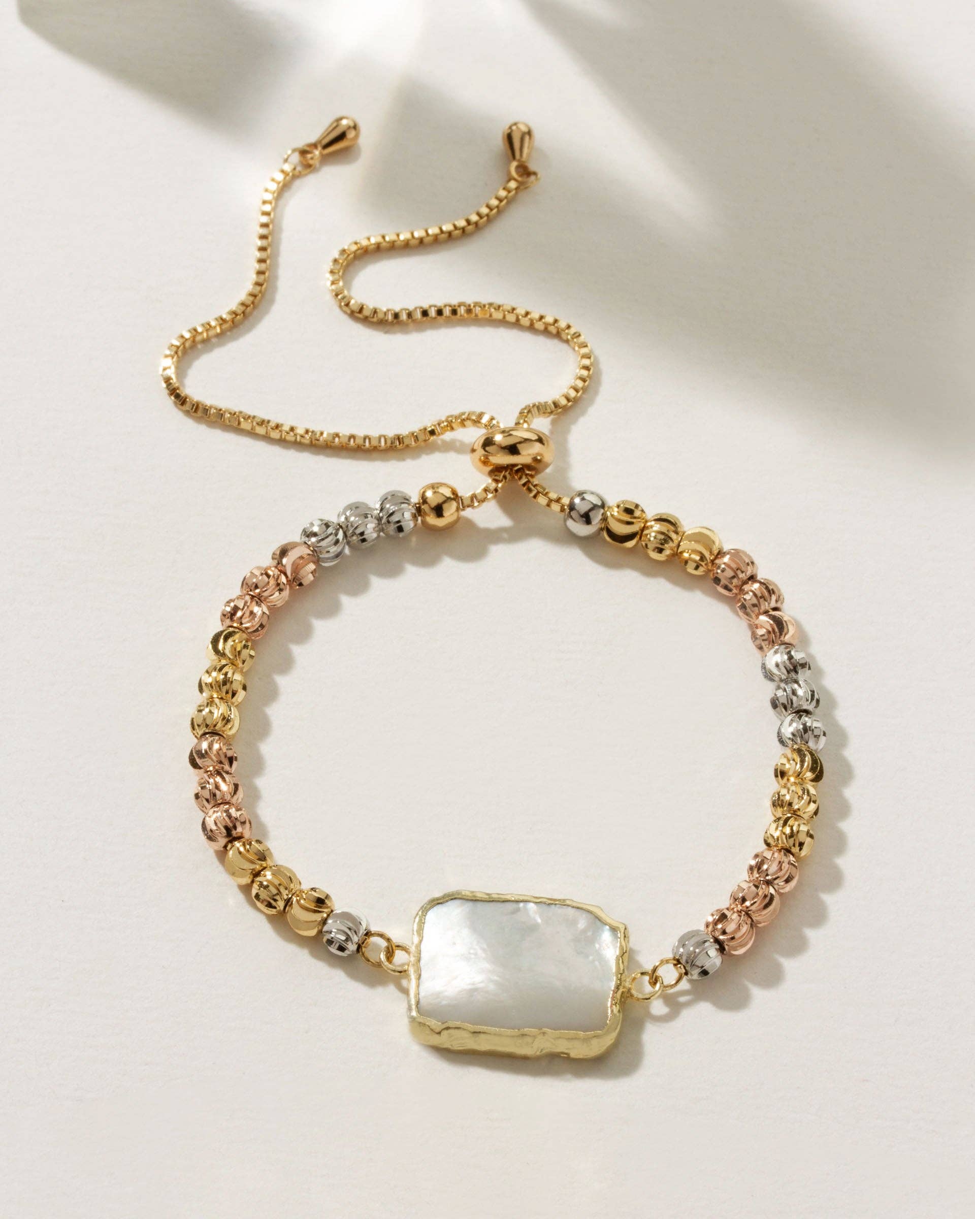 Eterno Amore Gemma Adjustable Bracelet - Mother of Pearl